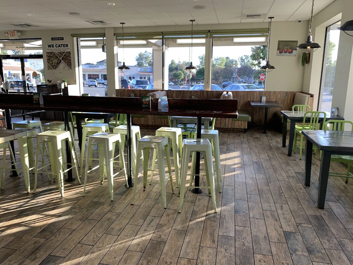 Green Tomato Grill photo 4